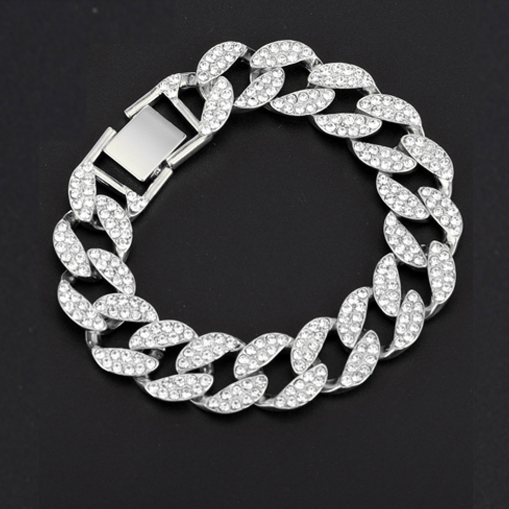 Voller Diamant Iced Out Uhr fü – Luxury Watch Miami Bewertung und Preis