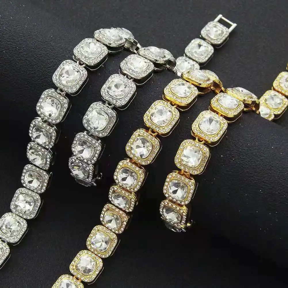Luxuriöses Armbanduhr-Halskett – Luxury Watch Miami Bewertung und Preis